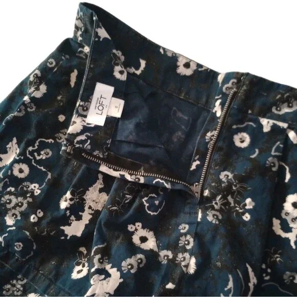 Ann Taylor LOFT Navy Blue Floral Skirt sz 0 Juniors/Womens - Picture 4 of 6